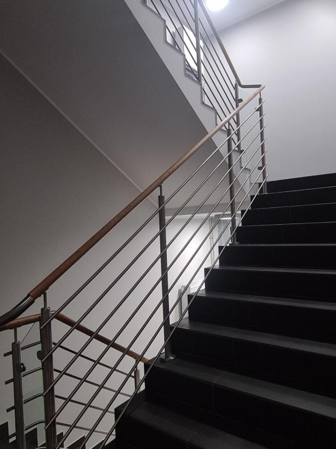 Apartment Mostowa 23 Hugo Apartment, Self Check-in 24h, Free Parking, Air-conditioning Poznan
