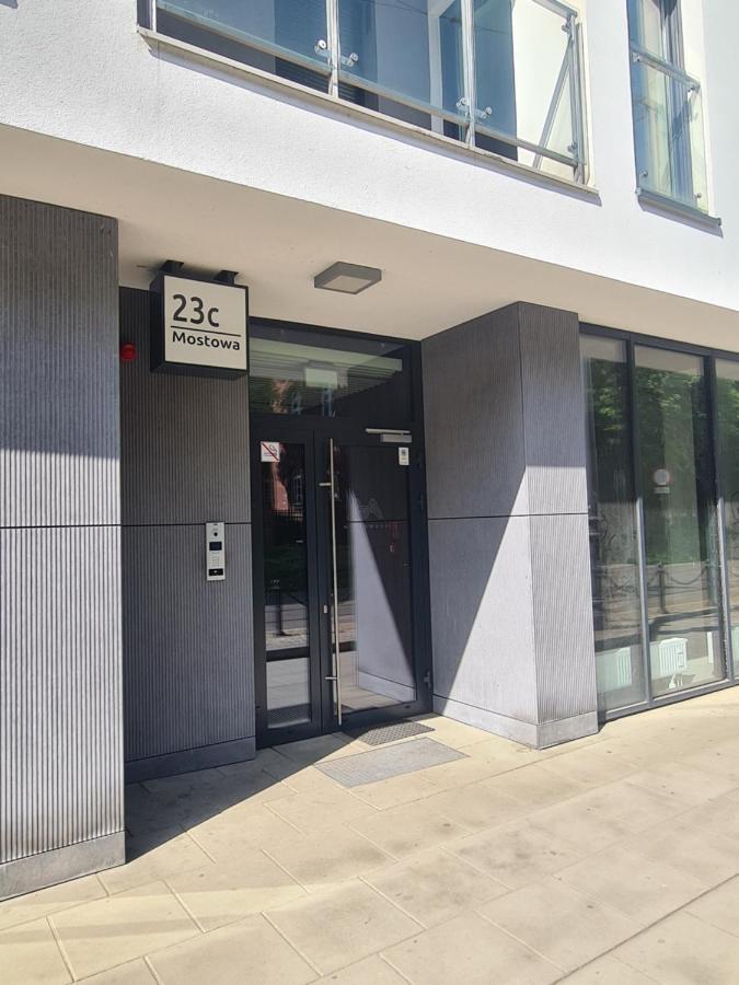 Mostowa 23 Hugo Apartment, Self Check-in 24h, Free Parking, Air-conditioning Apartment Poznan
