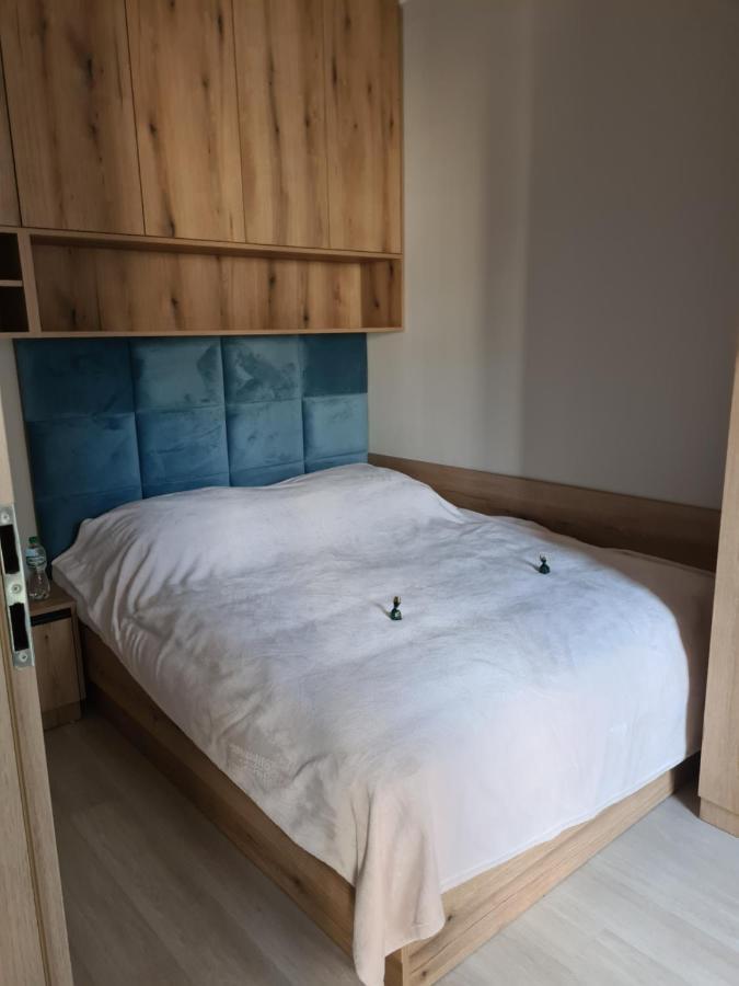 Mostowa 23 Hugo Apartment, Self Check-in 24h, Free Parking, Air-conditioning * Poznan