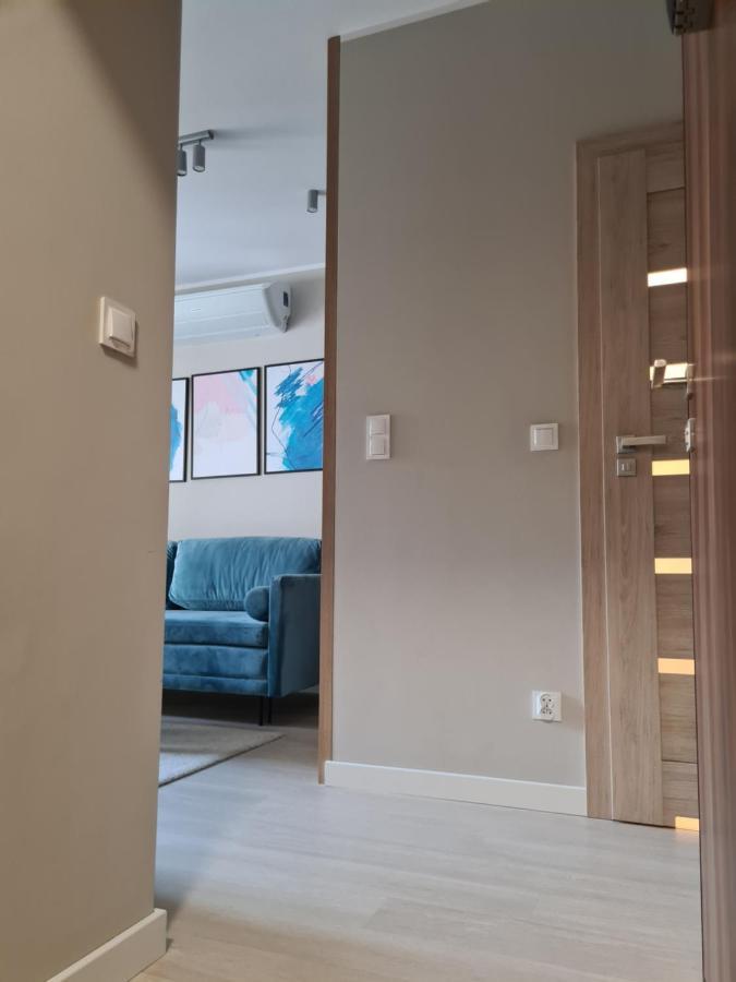 Mostowa 23 Hugo Apartment, Self Check-in 24h, Free Parking, Air-conditioning Apartment Poznan