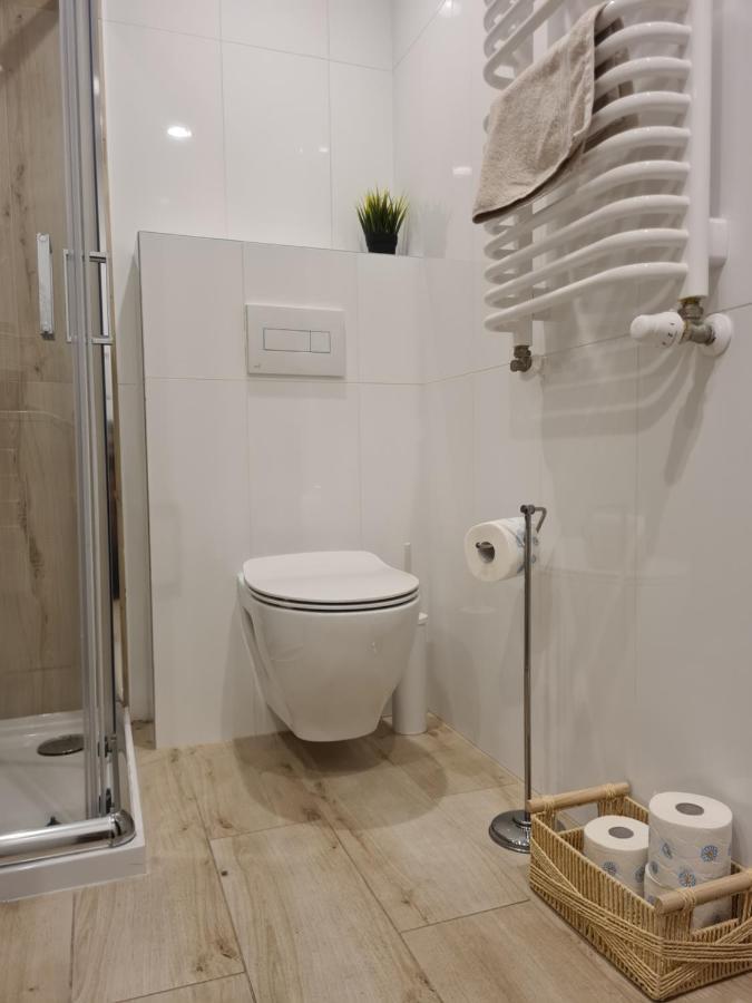 Mostowa 23 Hugo Apartment, Self Check-in 24h, Free Parking, Air-conditioning * Poznan