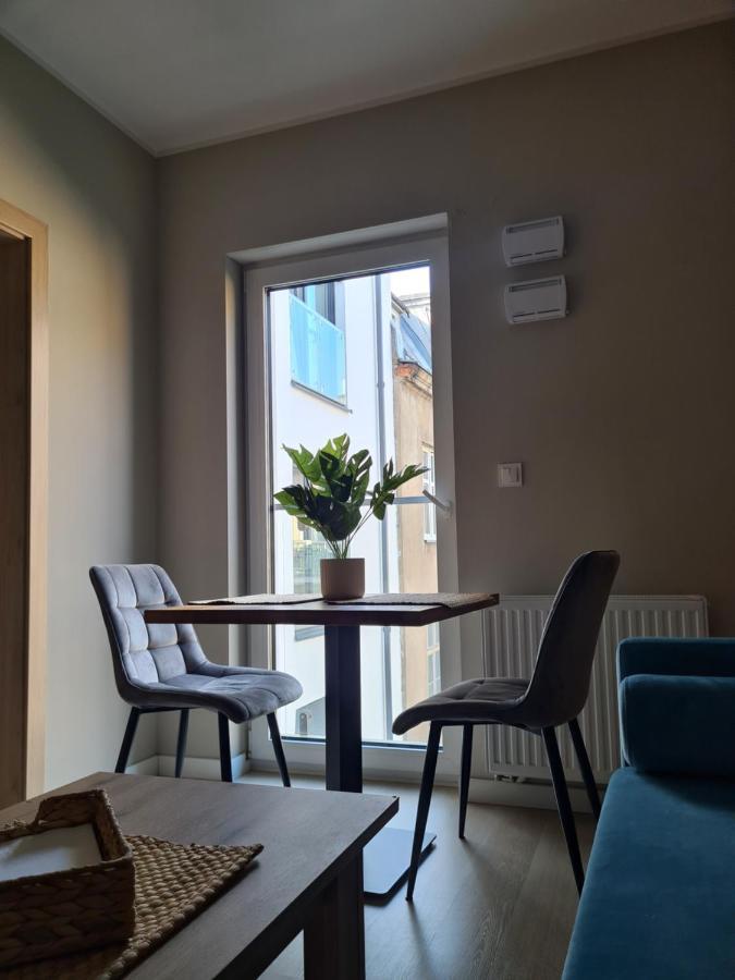Mostowa 23 Hugo Apartment, Self Check-in 24h, Free Parking, Air-conditioning * Poznań